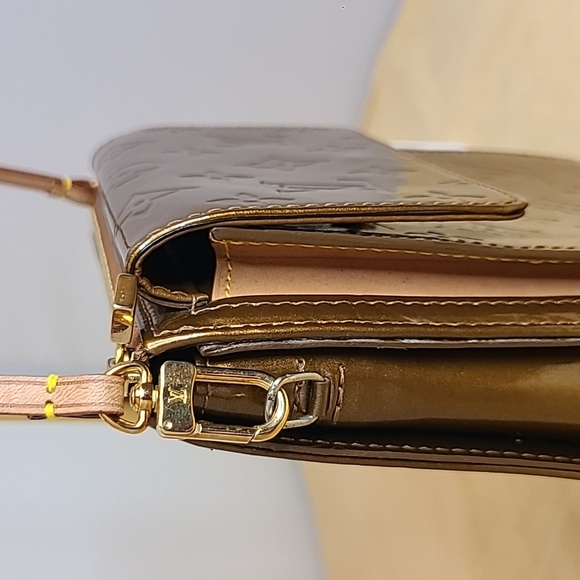 LOUIS VUITTON VINTAGE 2001 RARE FIND MONOGRAM VERNIS MOTT BAG NO LONGER PRODUCED - Picture 5 of 17